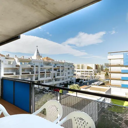 Familiar En Con Piscina, Terraza Y Parking Cerca De La Playa - Es-228-116 Roses